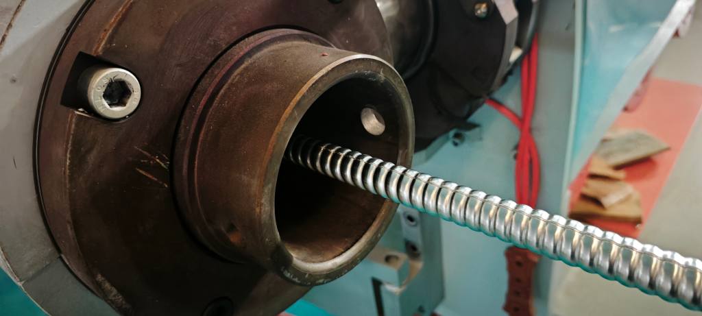 耐火电缆报告：性能特点与应用领域